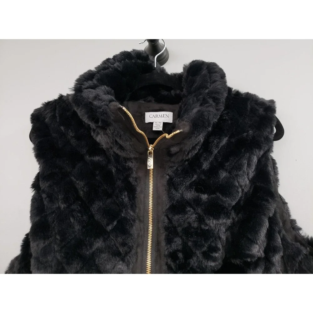 Carmen Marc Valvo women size new